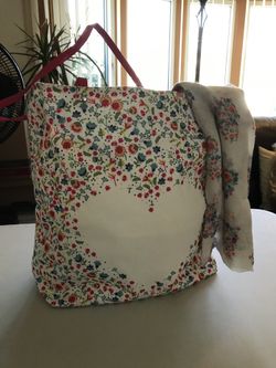 Floral Heart Print Tote and Scarf Set