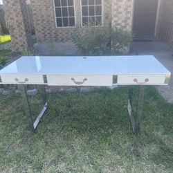 Desk Or Make Up Vanity 