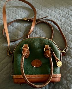 VINTAGE DOONEY AND BOURKE BAG