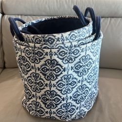 Set of 3 Stackable Baskets
