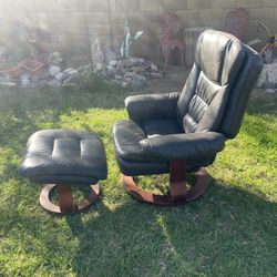 Vintage Recliner And Ottoman Chair Set 