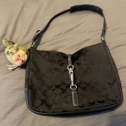 Vintage coach 6091 Hampton buckle