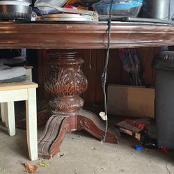 Large Circular Center Table With Large Glass Covertop