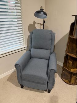 Free reclining armchair
