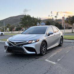 2021 Toyota Camry SE