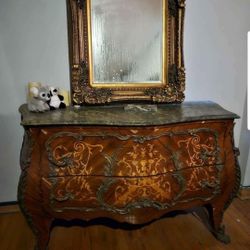 Antique Furniture 