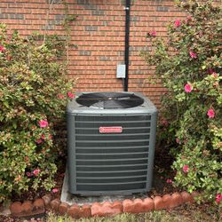 3  1/2 Ton Goodman AC Unit 