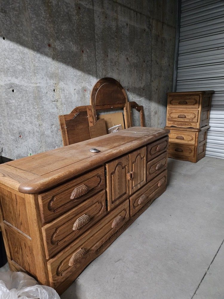 Queen Size Bedroom Furniture