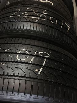 19” 235/50R19 2 used tires