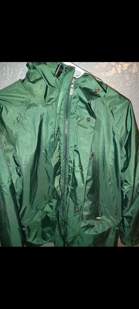 The north face gor-tek rain jacket green medium