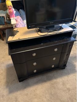 Black dresser
