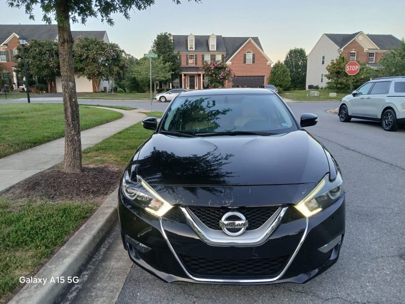2017 Nissan Maxima