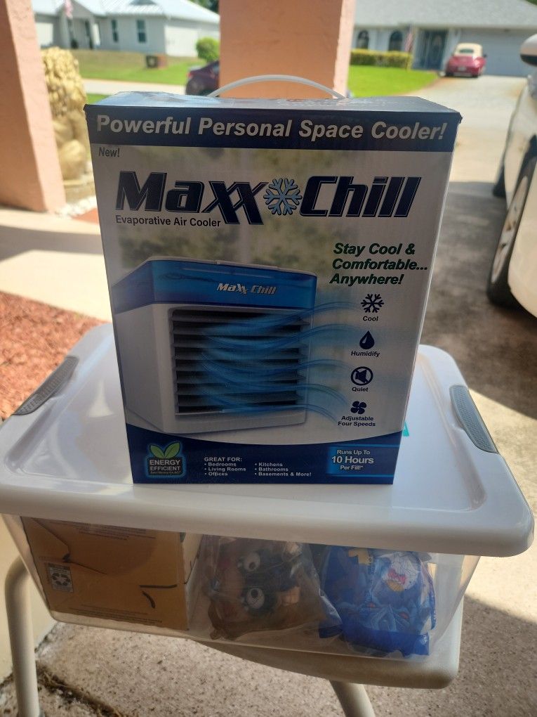 Mini Space Cooler