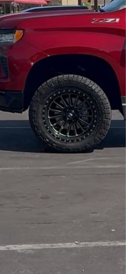 20 inch Rim with Tires