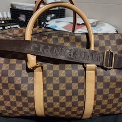 LARGE BAG FOR SALE 