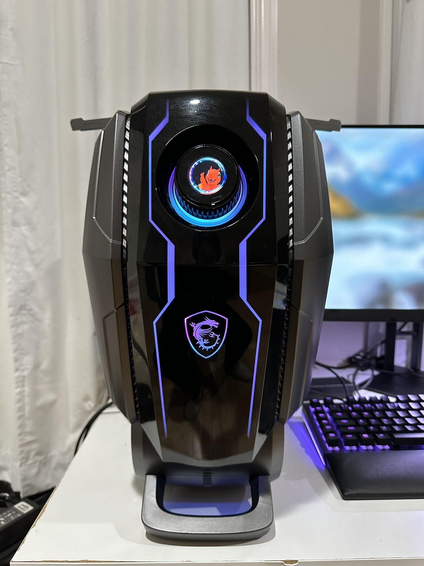 Computer MSI MEG AEGIS Ti5 Intel i9 12900K RTX 3070TI + monitor & Gaming set