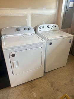 Whirlpool Washer and Dryer Combo