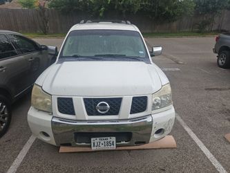 :
2008 Nissan Armada SE V8 4WD - Runs Great, Tow Package