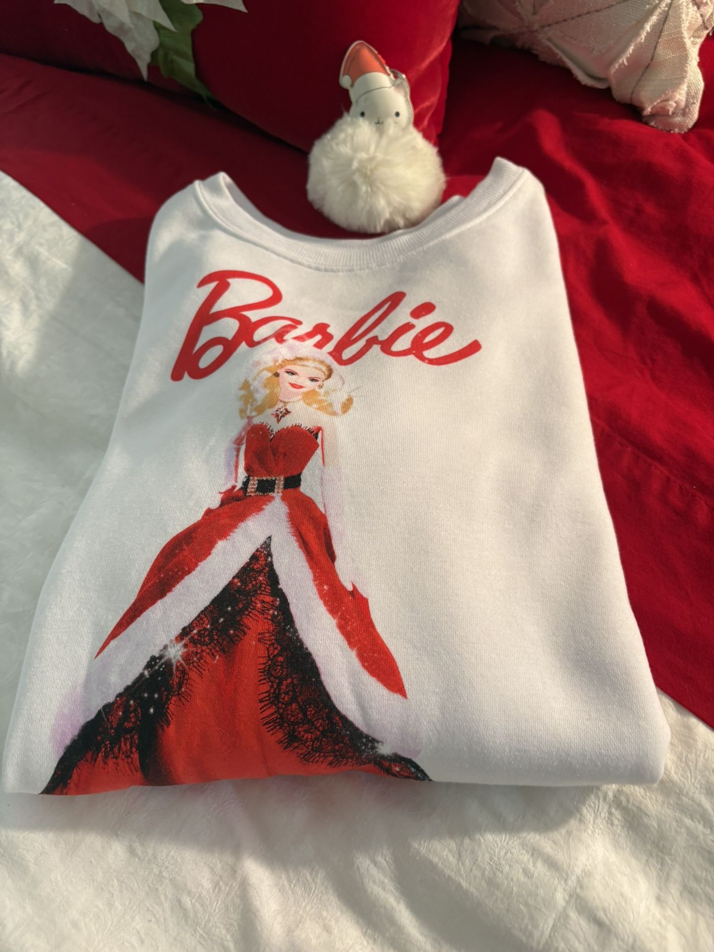 π Christmas Barbie Sweatshirt π§πΌββοΈ