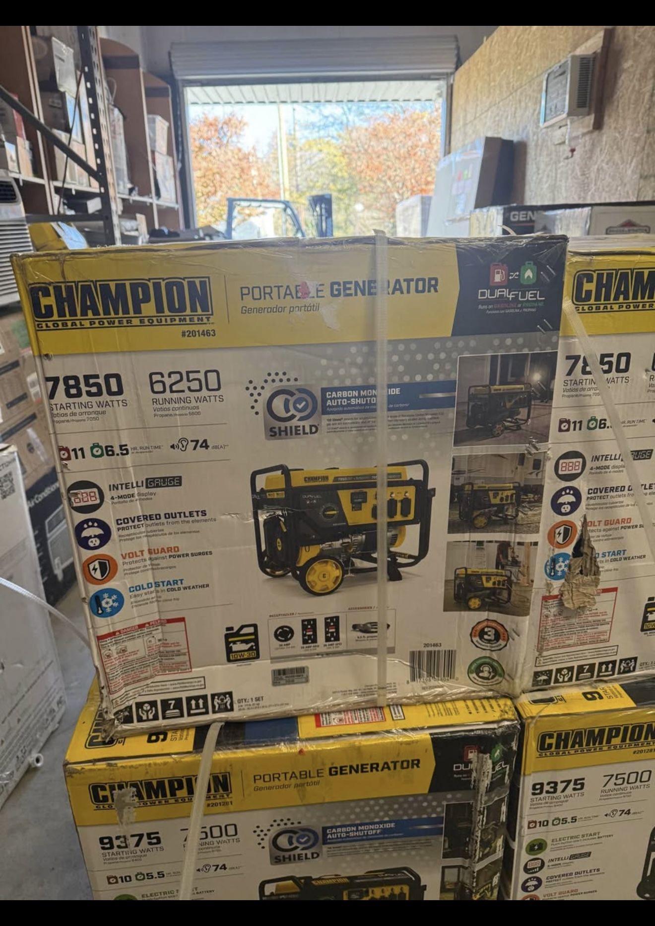 Champion Power Equipment 7850/6250-Watt Recoil Start Gasoline and Propane Powered Dual Fuel Portable Generator with CO Shield