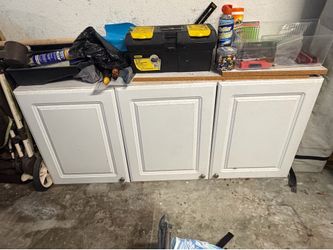 Upper Cabinet