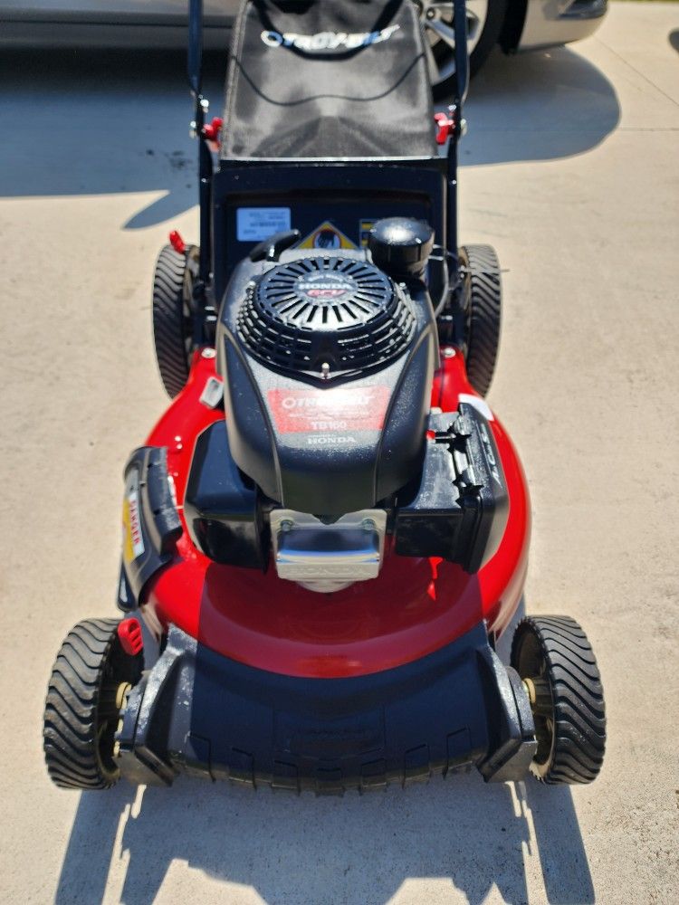 Best Offer Craftsman M140 160cc lawnmower (HONDA ENGINE)