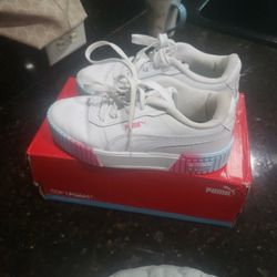 Puma girls shoes