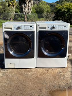 Kenmore washer and gas dryer laundry set