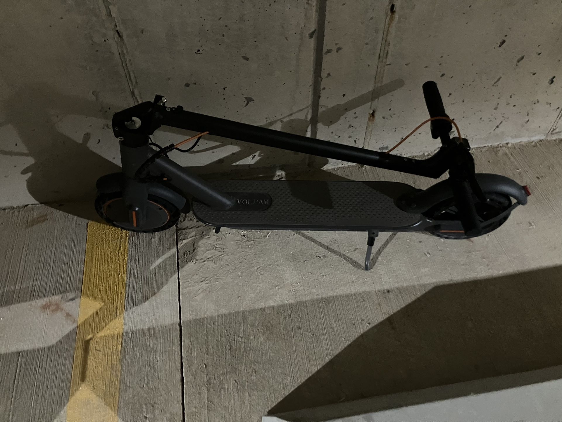 Collar Electric Scooter