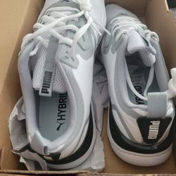 Pumas Women Size 10 New