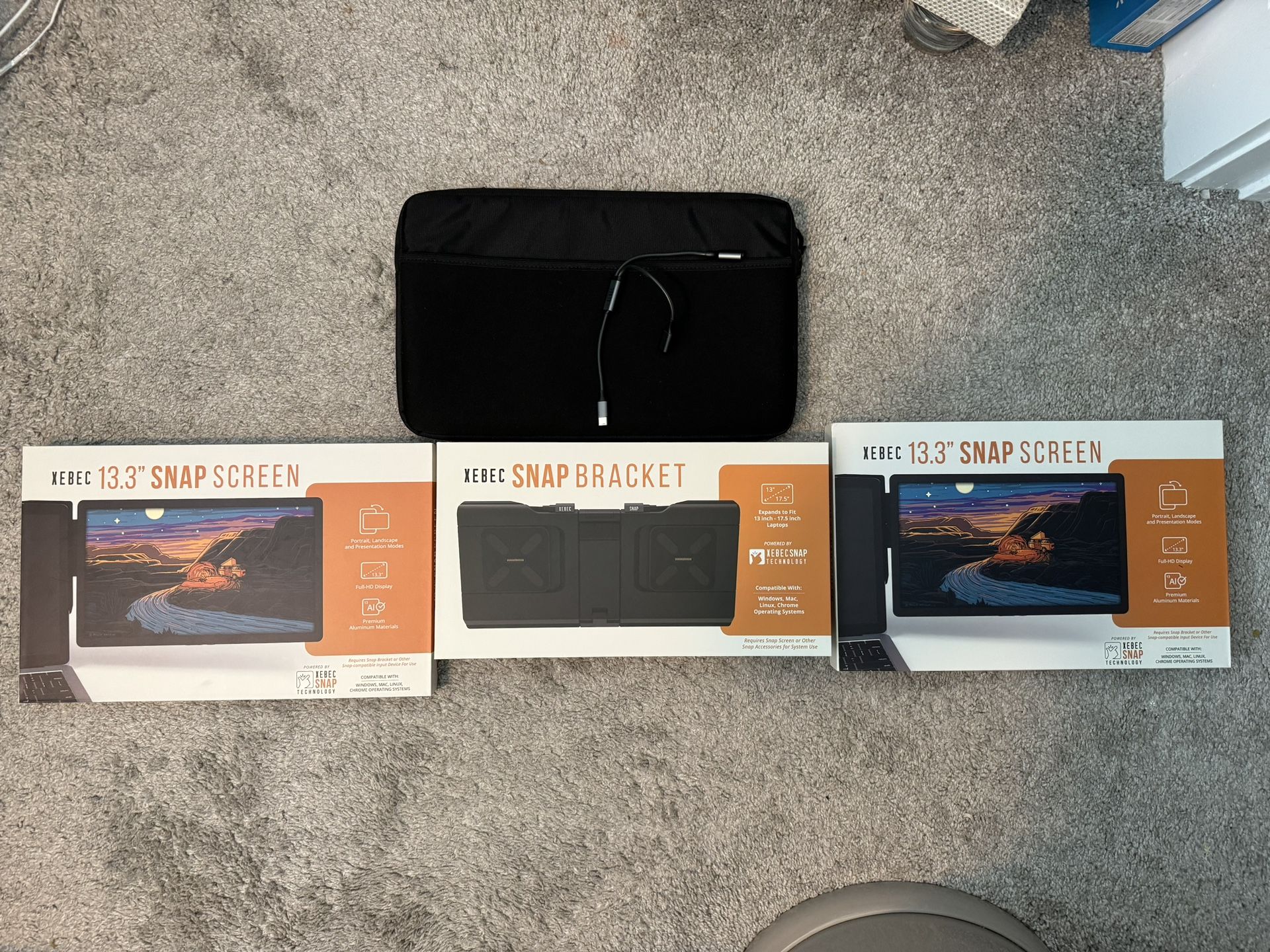 Xebec Snap Tri-Screen with case and USB-C splitter