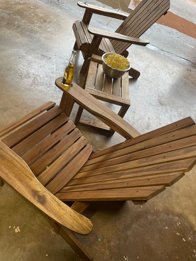 Adirondack chair set( stain and delivery included in price)