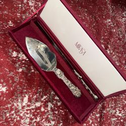 Mikasa wedding cake knife and server set