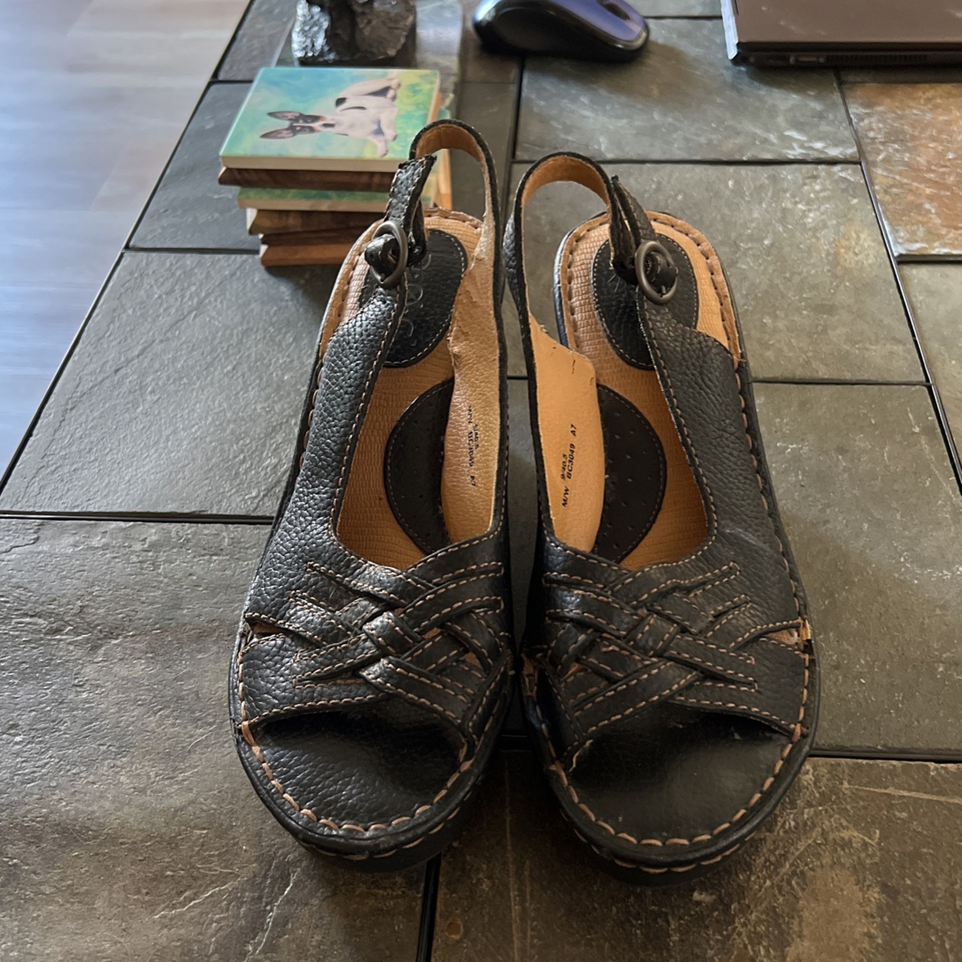 New BOC Black Wedges Size 9