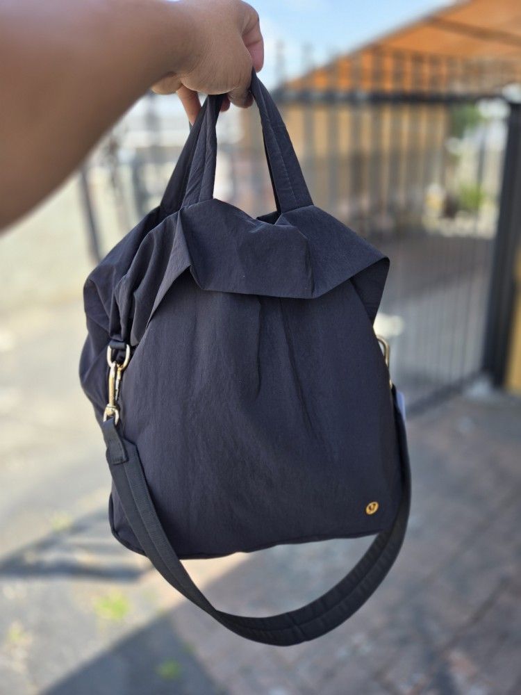 Lululemon Tote Bag L19 $45