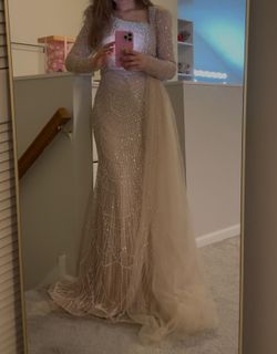 Elegant Square Neck Sequin/Pearl Mermaid Evening Gown