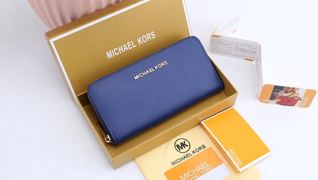 Mk Milano Leather All Around-zip Wallet