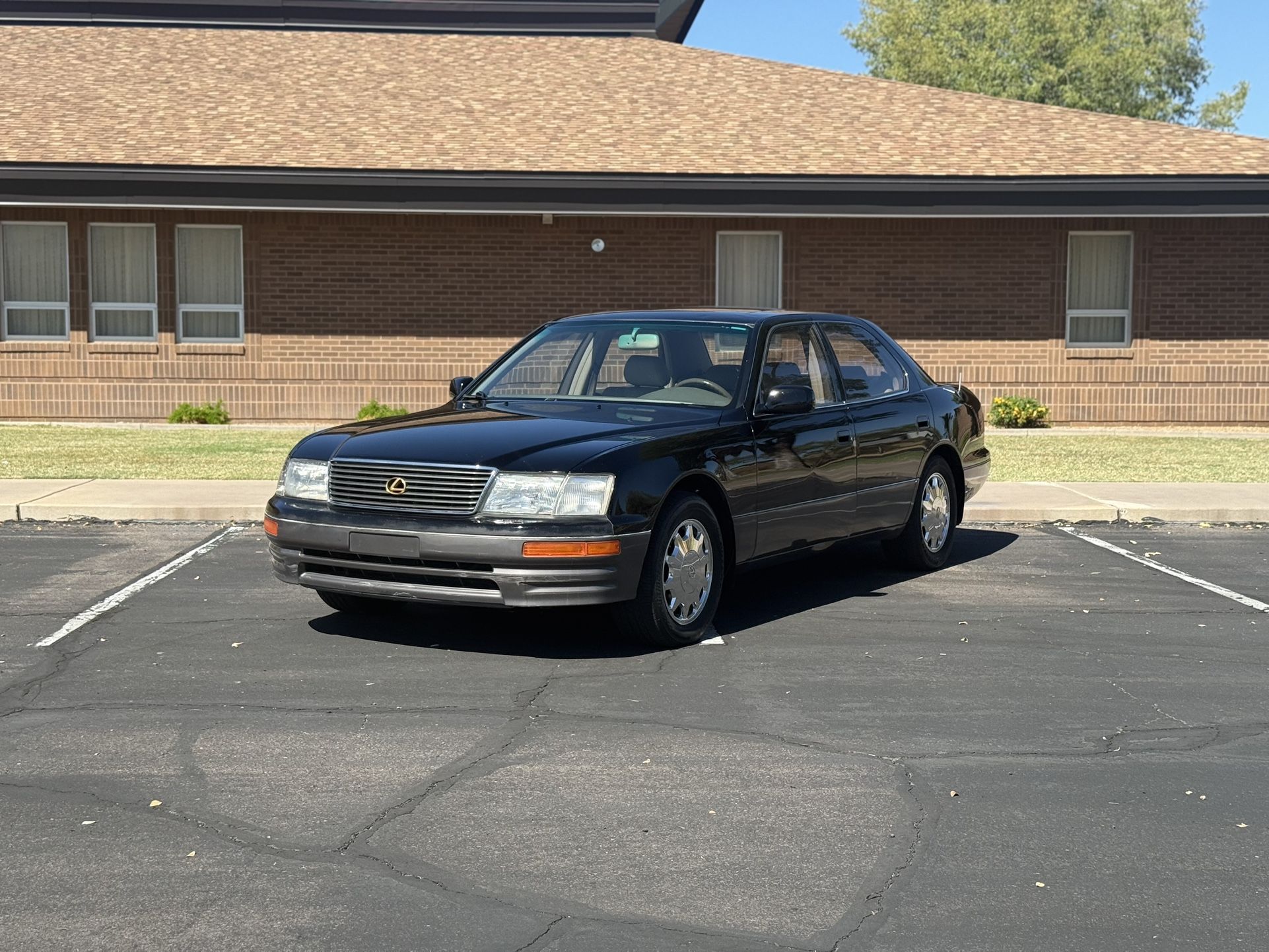 1996 Lexus LS 400