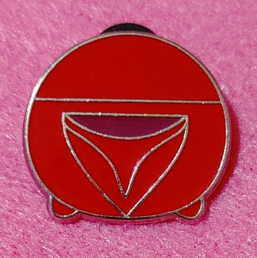 Disney Star Wars "TSUM TSUM" COLLECTOR'S Pin (UNUSED)😇 MINT CONDITION!👀 Please Read Description.