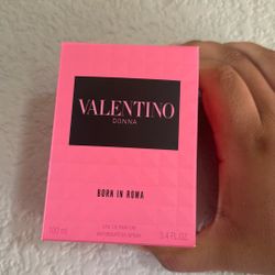 Valentino Perfume