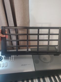 Sheet music stand