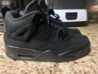 black cat 4 s size 5y