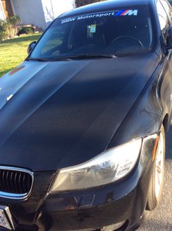 Bmw328i 2010 loaded clean inside and outside a little bit scratches 78 miles salvage