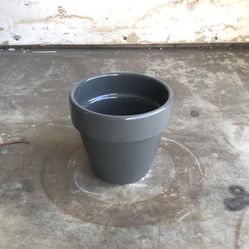 Grey Pot