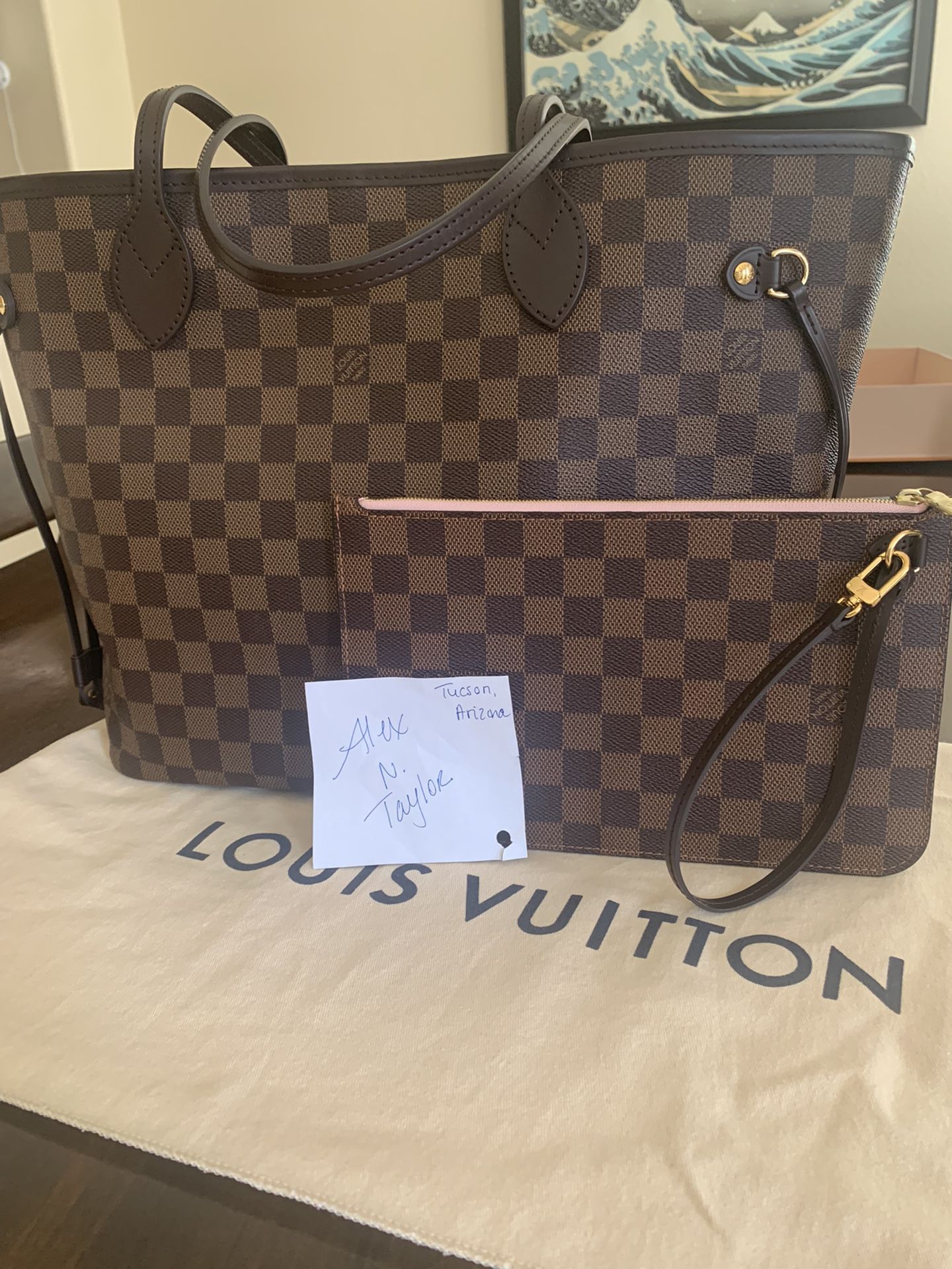 Authentic Louis Vuitton Neverfull for Sale in Tucson, AZ - OfferUp