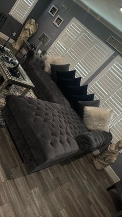 Sofa Living Room 8 Pillows 