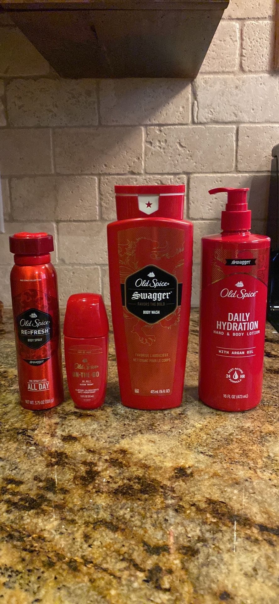 New 4 Piece Men’s Old Spice Swagger Personal Care Bundle