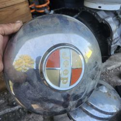 Old Jeep Hub Caps Only 3