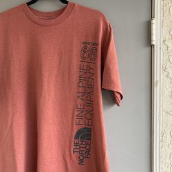 Vintage 90s/Y2k The North Face tee