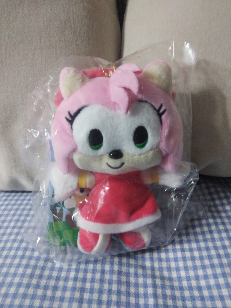 Sonic&Friends - Amy Plush Keykain - Official JP Exclusive
